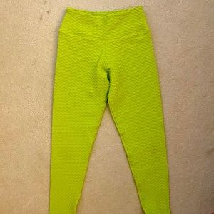 Bootybybrabants lime green croco legging